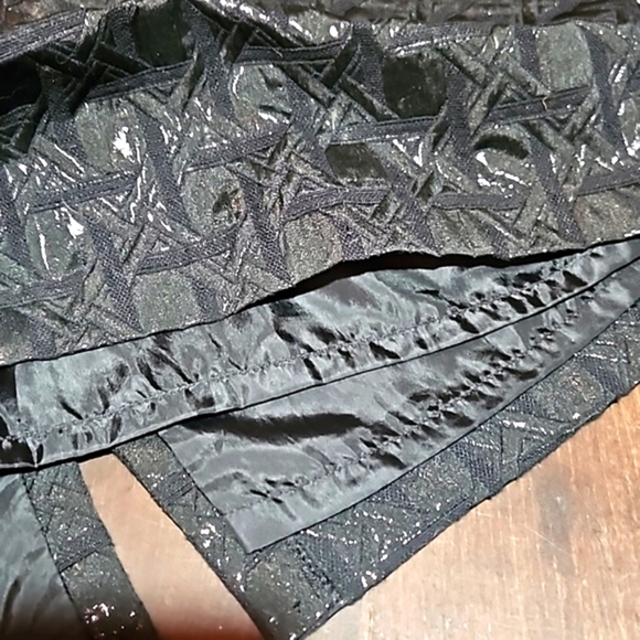 Worthington | Black Textured Straight Skirt - Picture 6 of 9